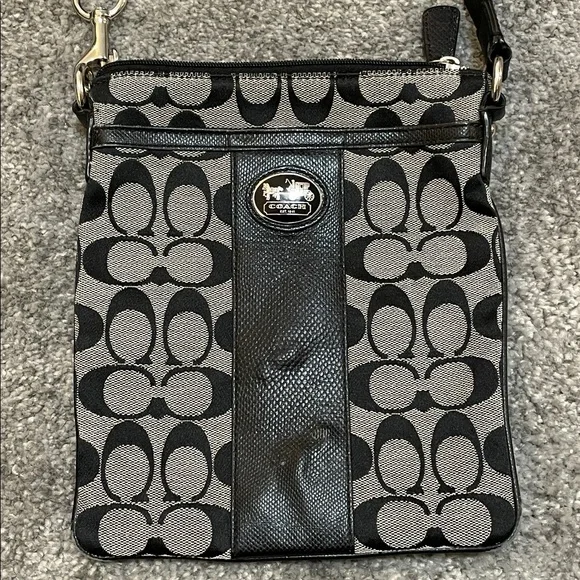 GC Coach Signature Black and Grey Cross Body Bag - Picture 2 of 9